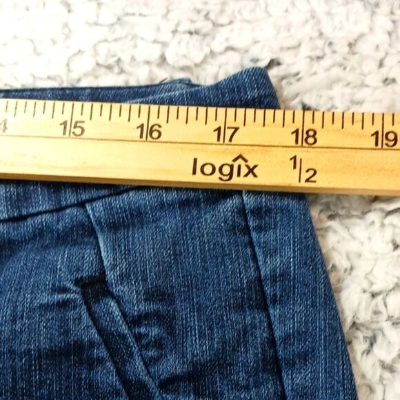 Dockers Trouser Style Stretch Denim Capri Women's 16P. Blue..................... - Picture 4 of 7